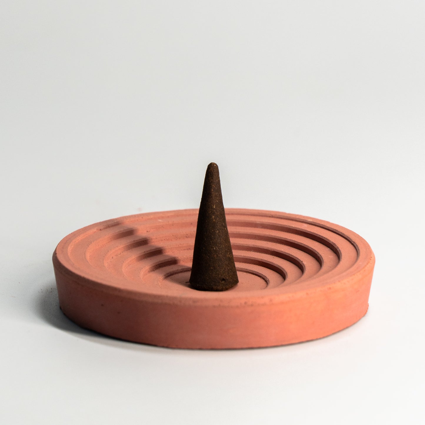Resona | Incense cone holder