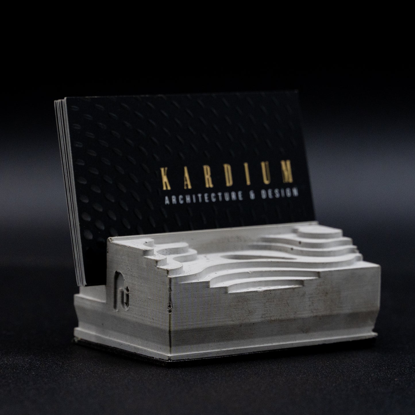Wave card holder